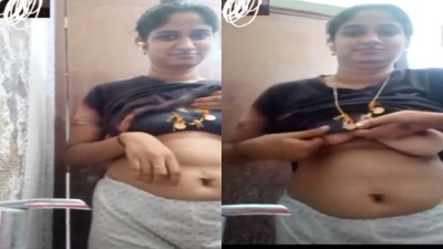 Coimbatore housewife shows boobs pundai video chat