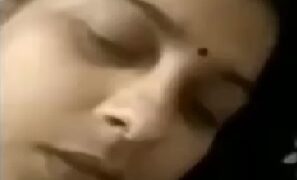 Married huge tits banares aunty playing penis